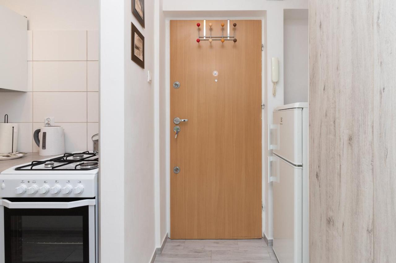 Apartament Studio With Balcony 300m To The Beach By Renters *